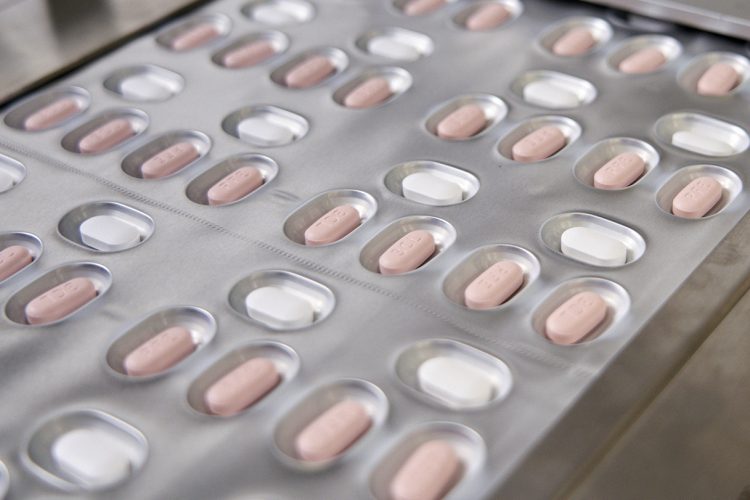 New easy-to-use COVID-19 pills come with a catch
